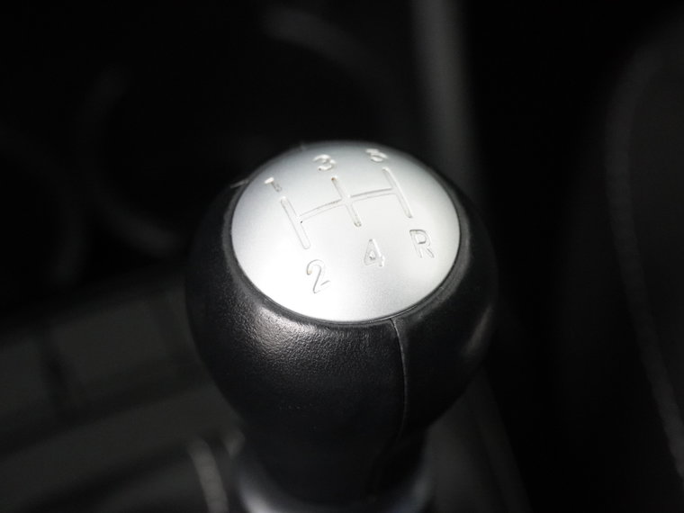 Vehicle Image 31