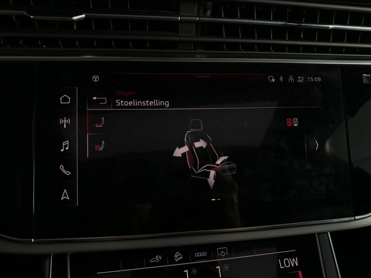 Vehicle Image 32