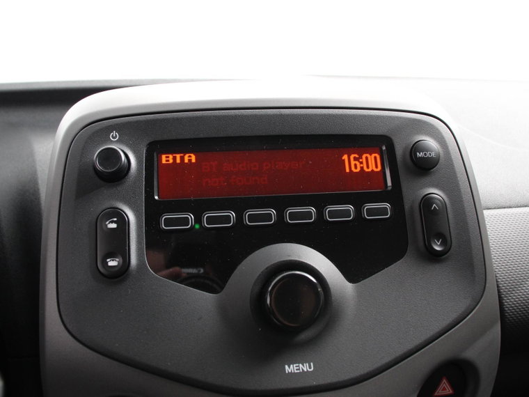 Vehicle Image 22