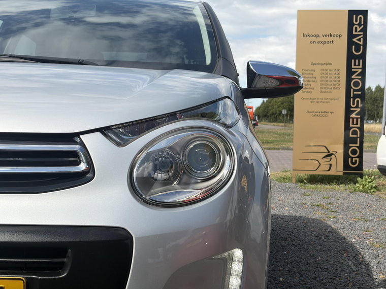 Vehicle Image 31