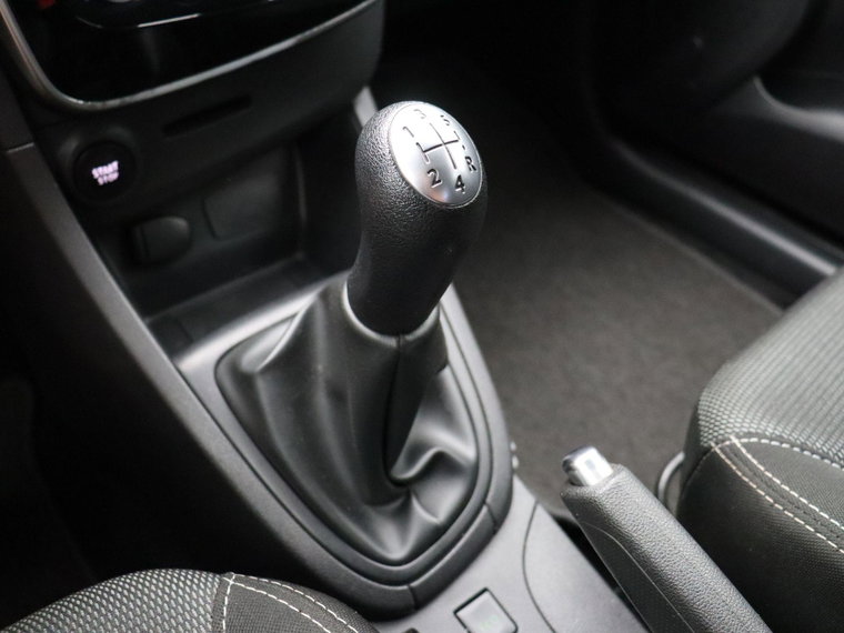 Vehicle Image 27