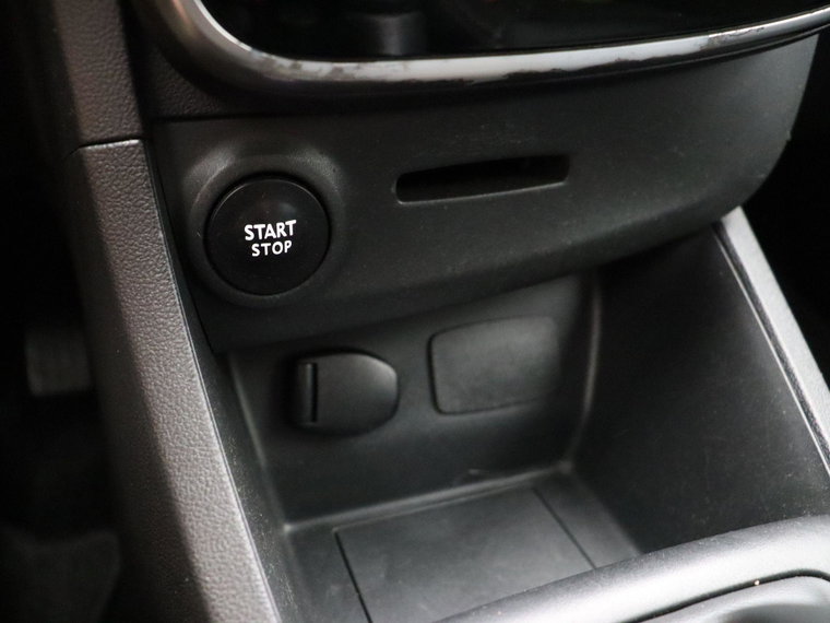 Vehicle Image 28