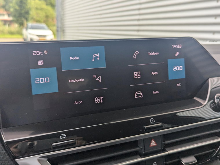 Vehicle Image 22