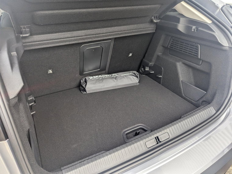 Vehicle Image 35