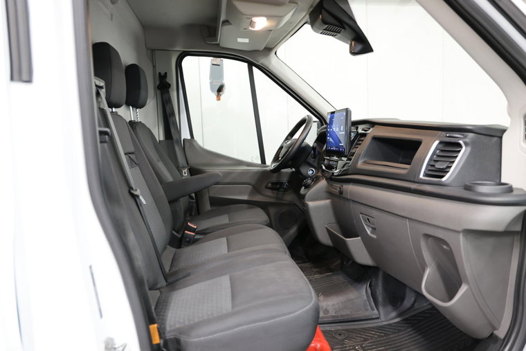 Vehicle Image 14