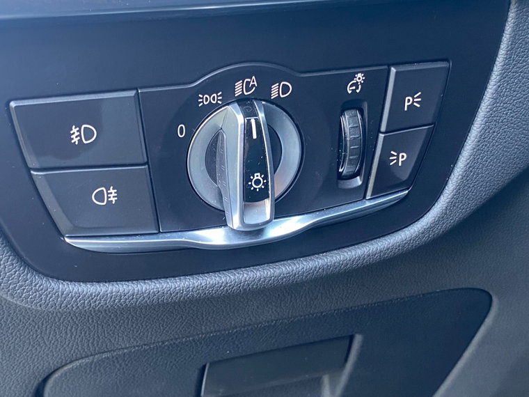 Vehicle Image 40