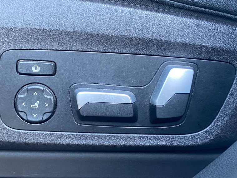 Vehicle Image 41