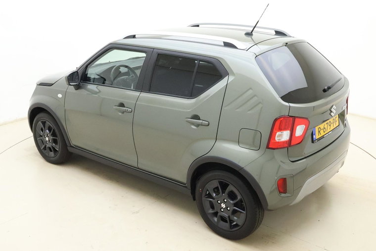 Vehicle Image 4