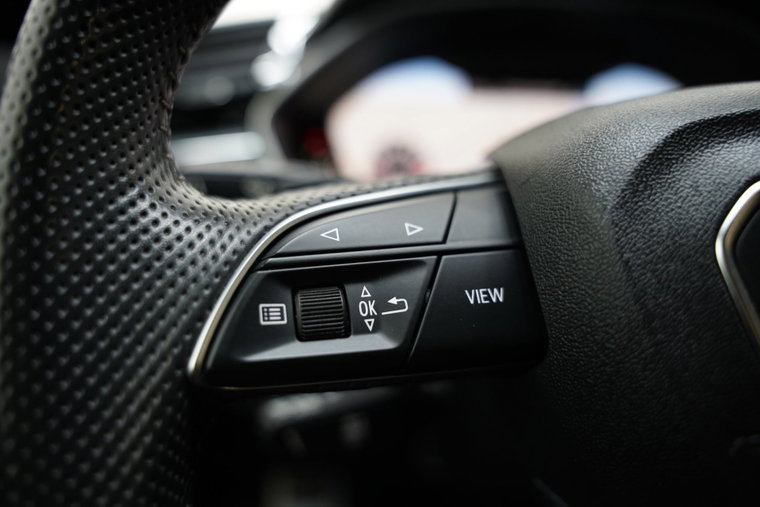 Vehicle Image 37