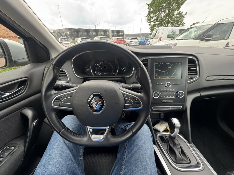 Vehicle Image 15