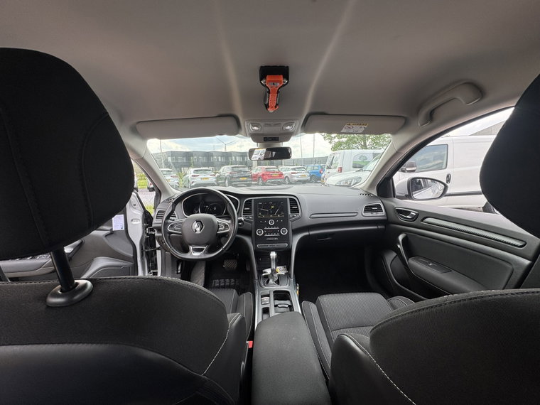 Vehicle Image 21