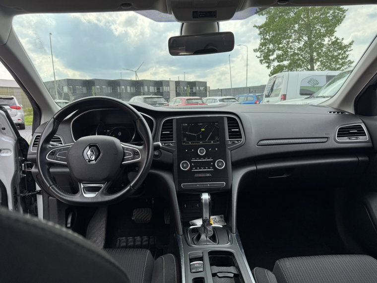 Vehicle Image 22