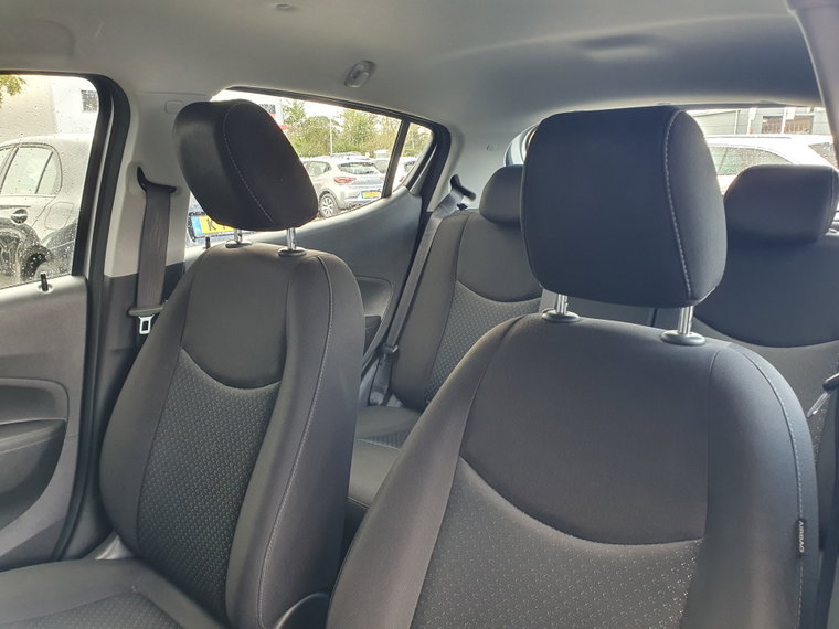 Vehicle Image 39