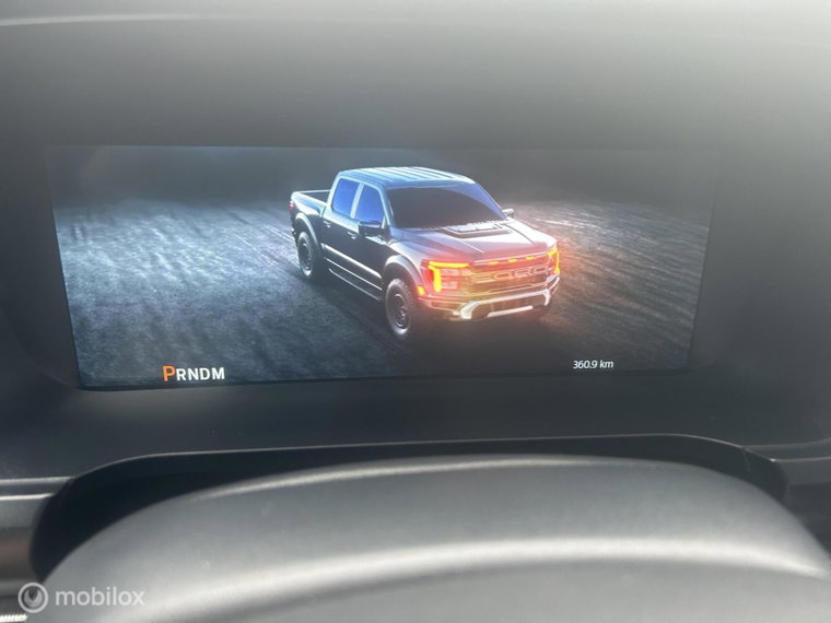 Vehicle Image 35