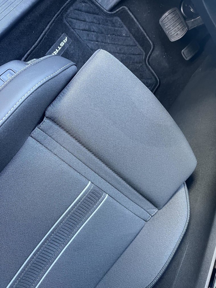 Vehicle Image 23