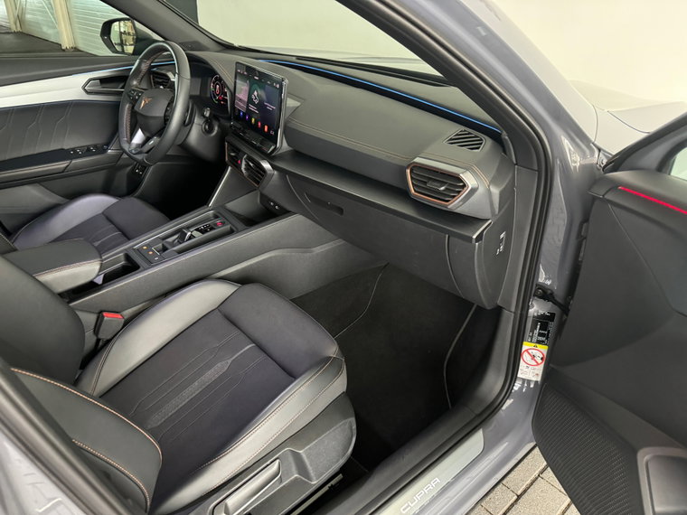 Vehicle Image 40