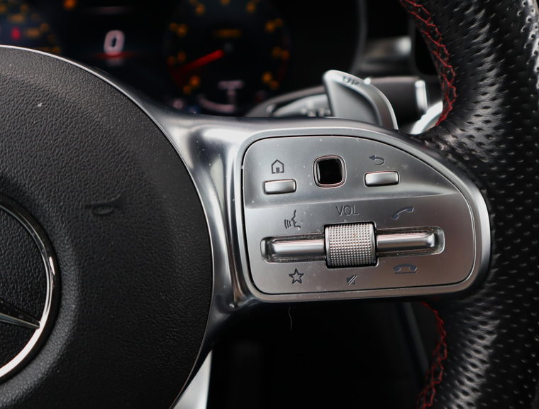 Vehicle Image 28