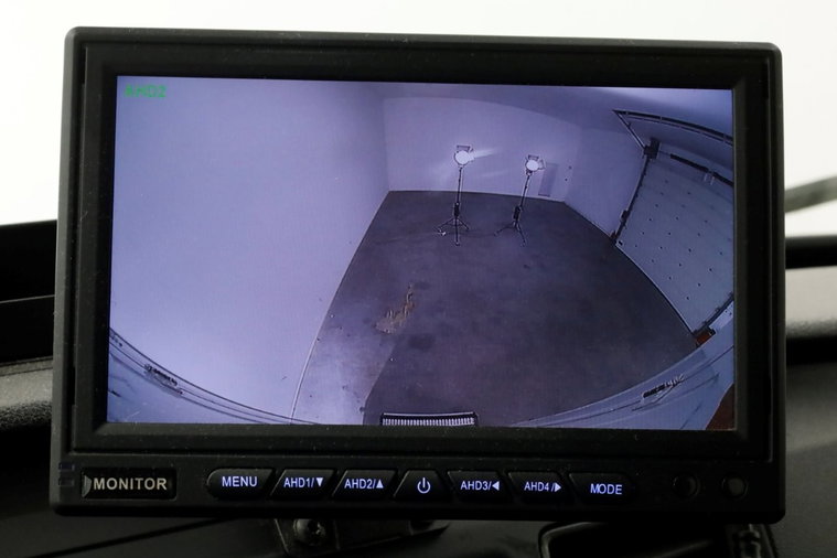Vehicle Image 13