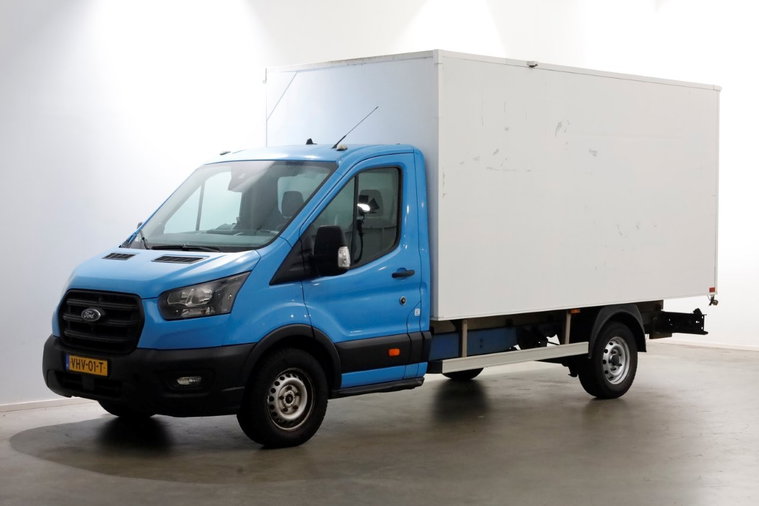 Vehicle Image 8