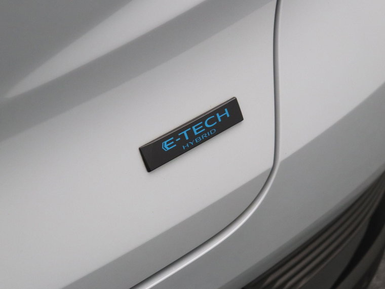 Vehicle Image 42