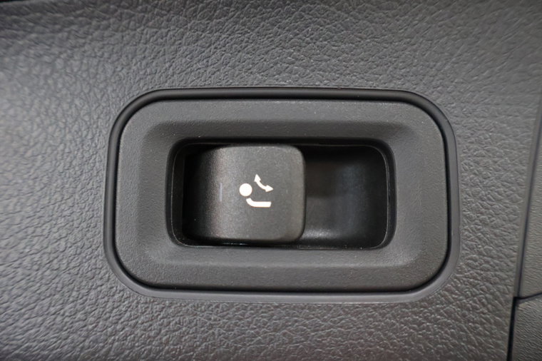Vehicle Image 29