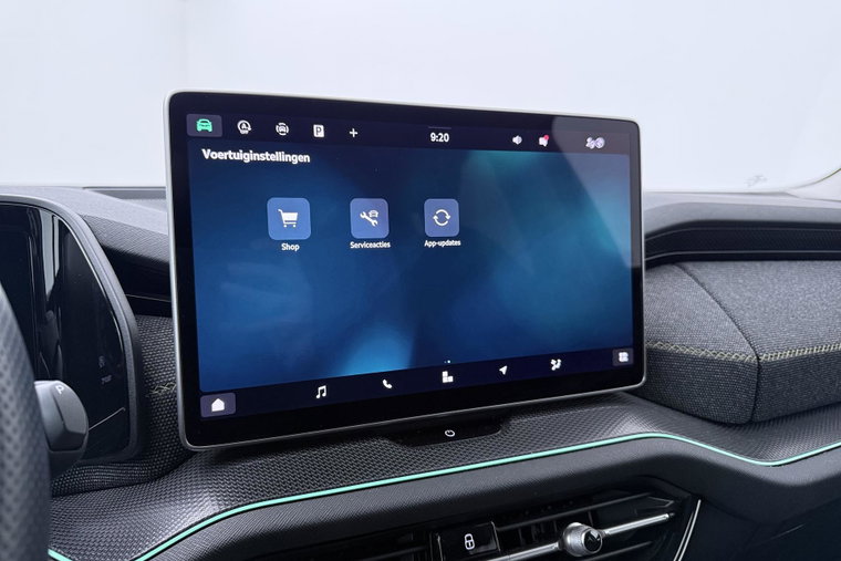 Vehicle Image 30