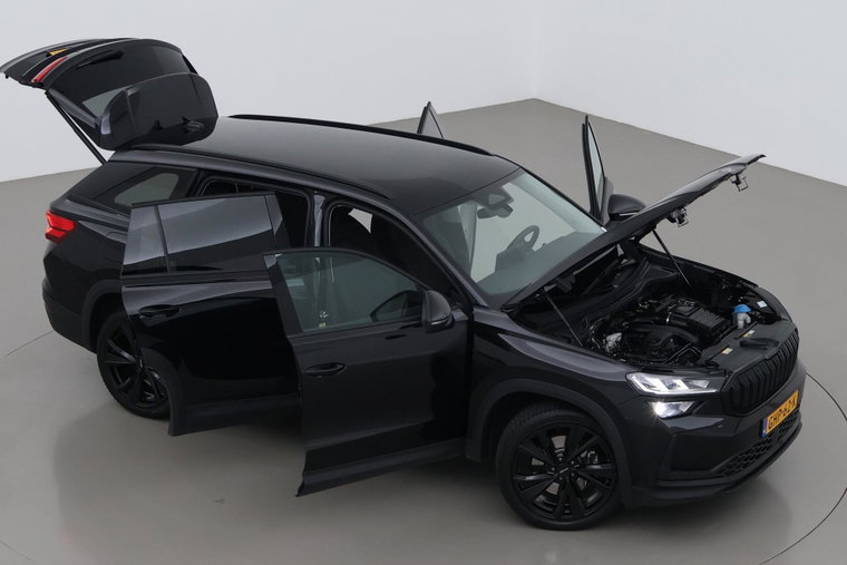 Vehicle Image 6