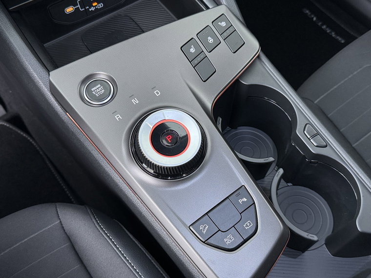 Vehicle Image 31