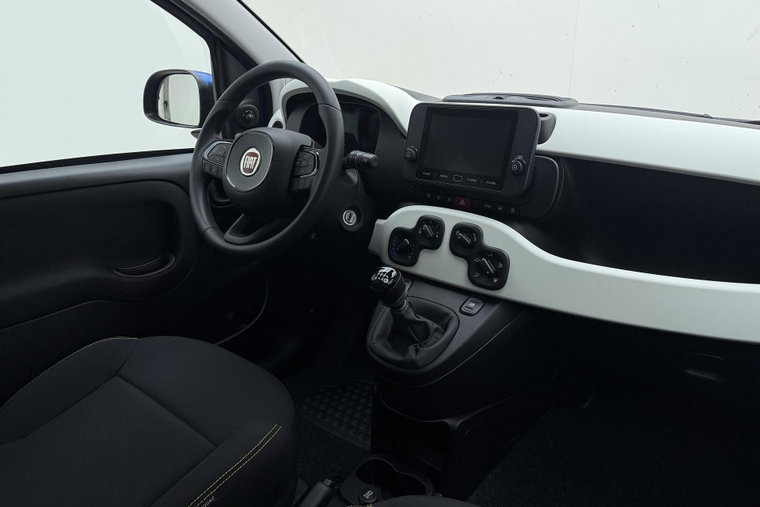 Vehicle Image 16