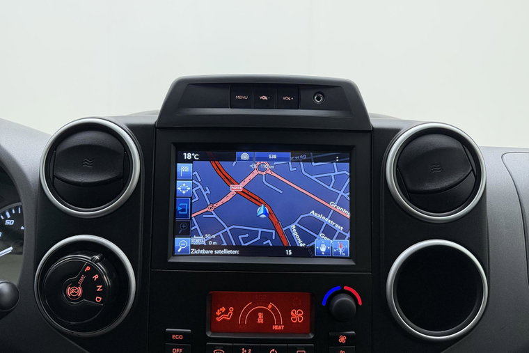 Vehicle Image 23