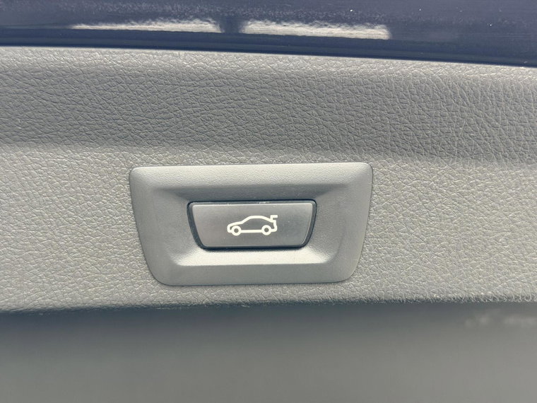 Vehicle Image 53