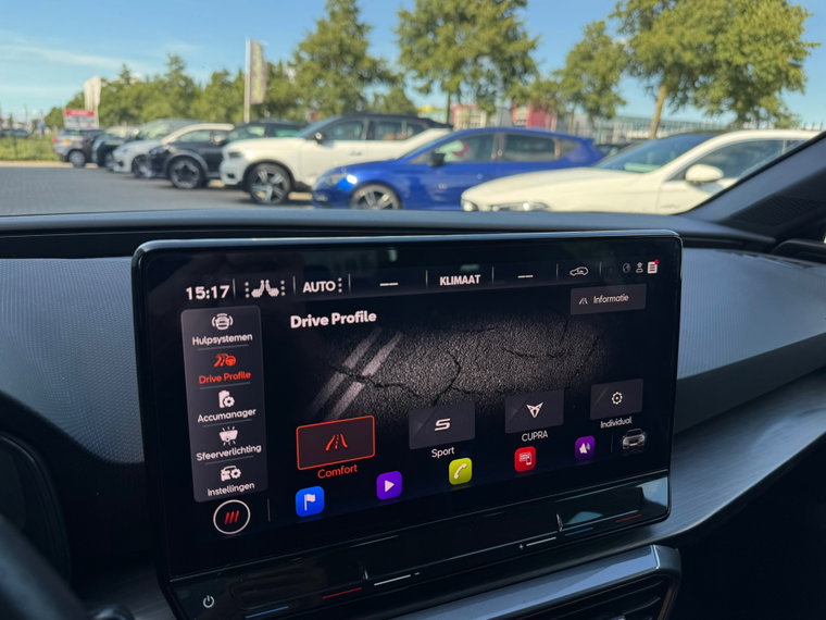Vehicle Image 37