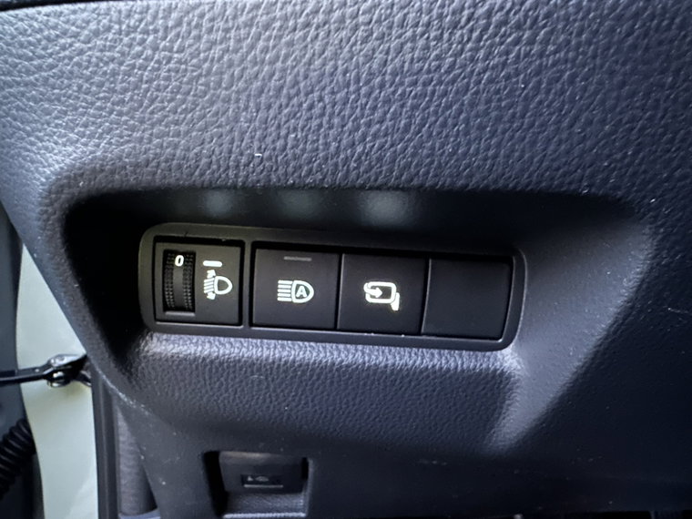Vehicle Image 24