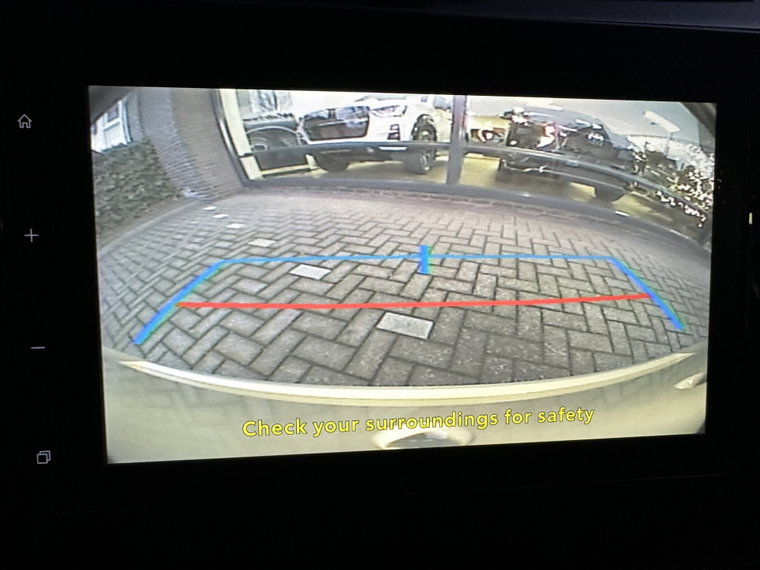 Vehicle Image 33