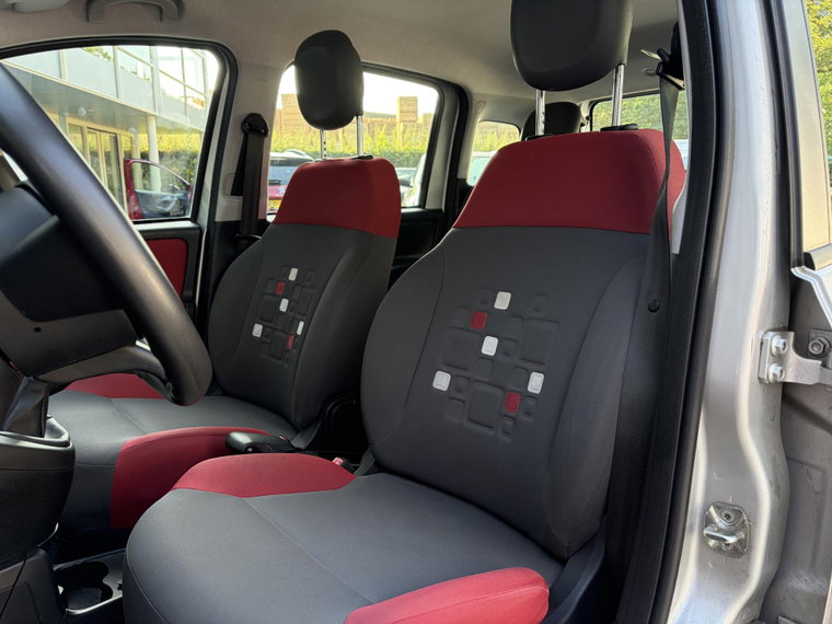Vehicle Image 15