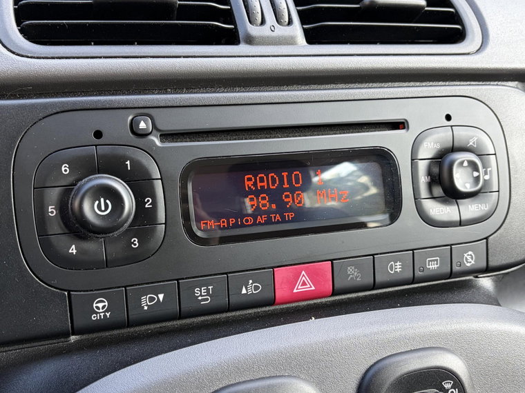 Vehicle Image 19