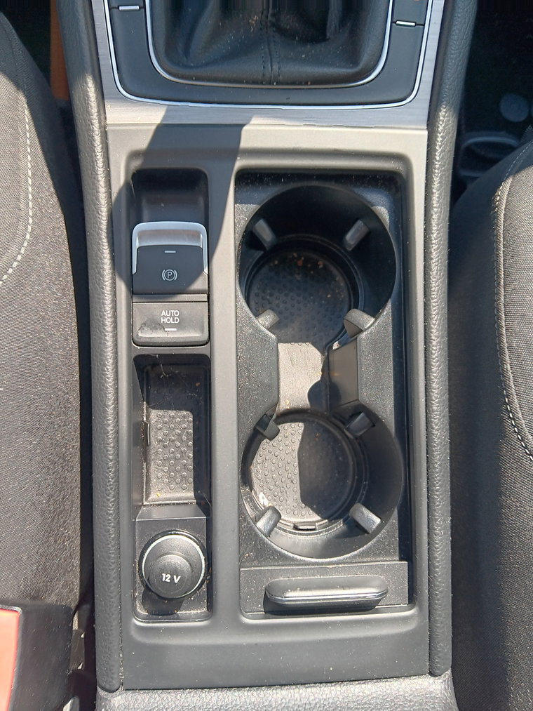 Vehicle Image 24
