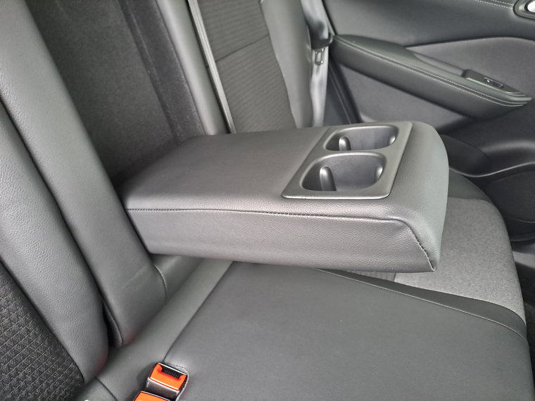 Vehicle Image 47