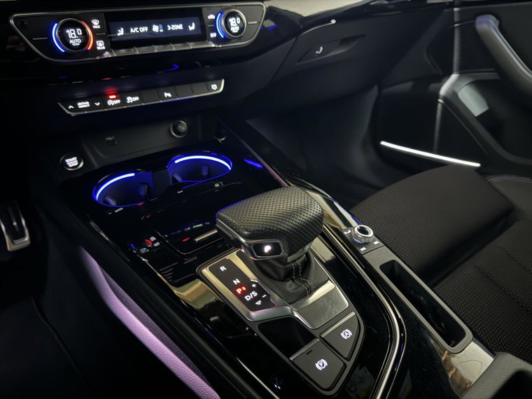 Vehicle Image 41