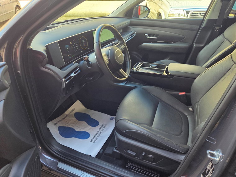 Vehicle Image 18