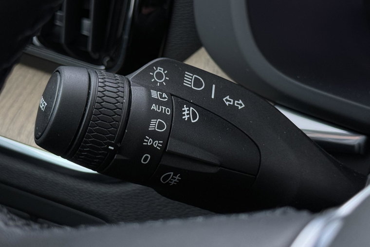 Vehicle Image 39