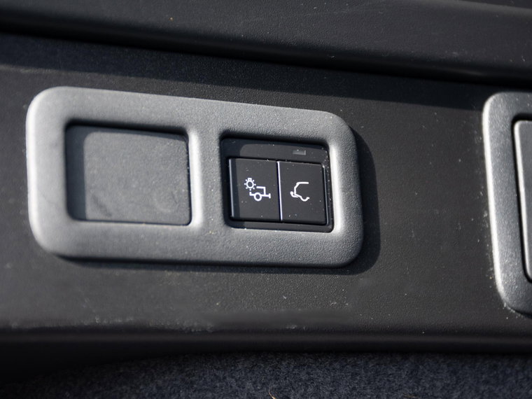 Vehicle Image 27