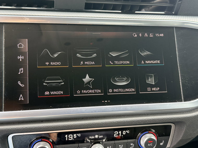 Vehicle Image 26