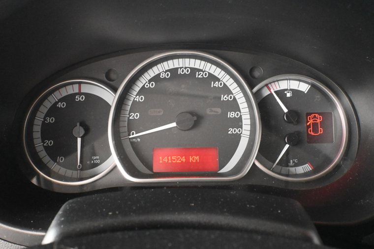 Vehicle Image 35