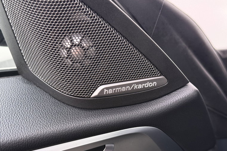 Vehicle Image 23