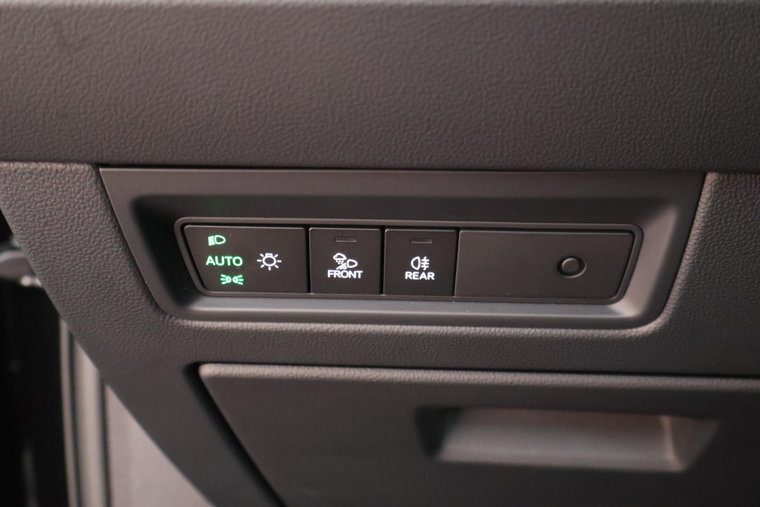 Vehicle Image 18