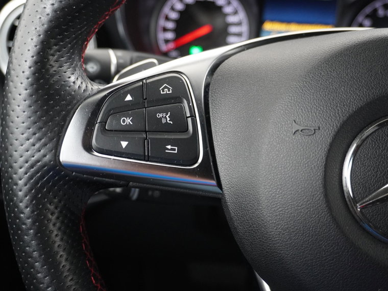 Vehicle Image 28