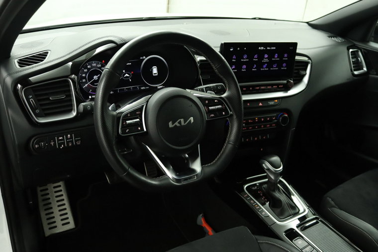 Vehicle Image 30
