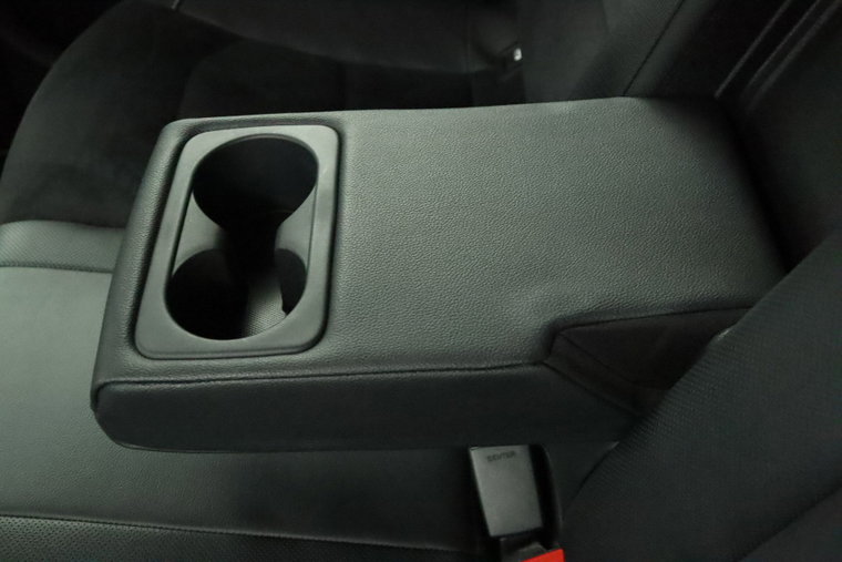Vehicle Image 40