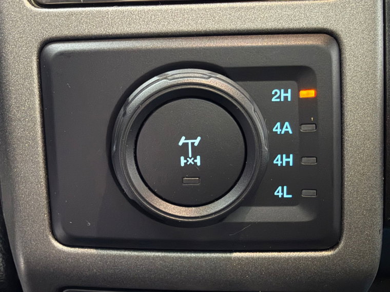 Vehicle Image 23